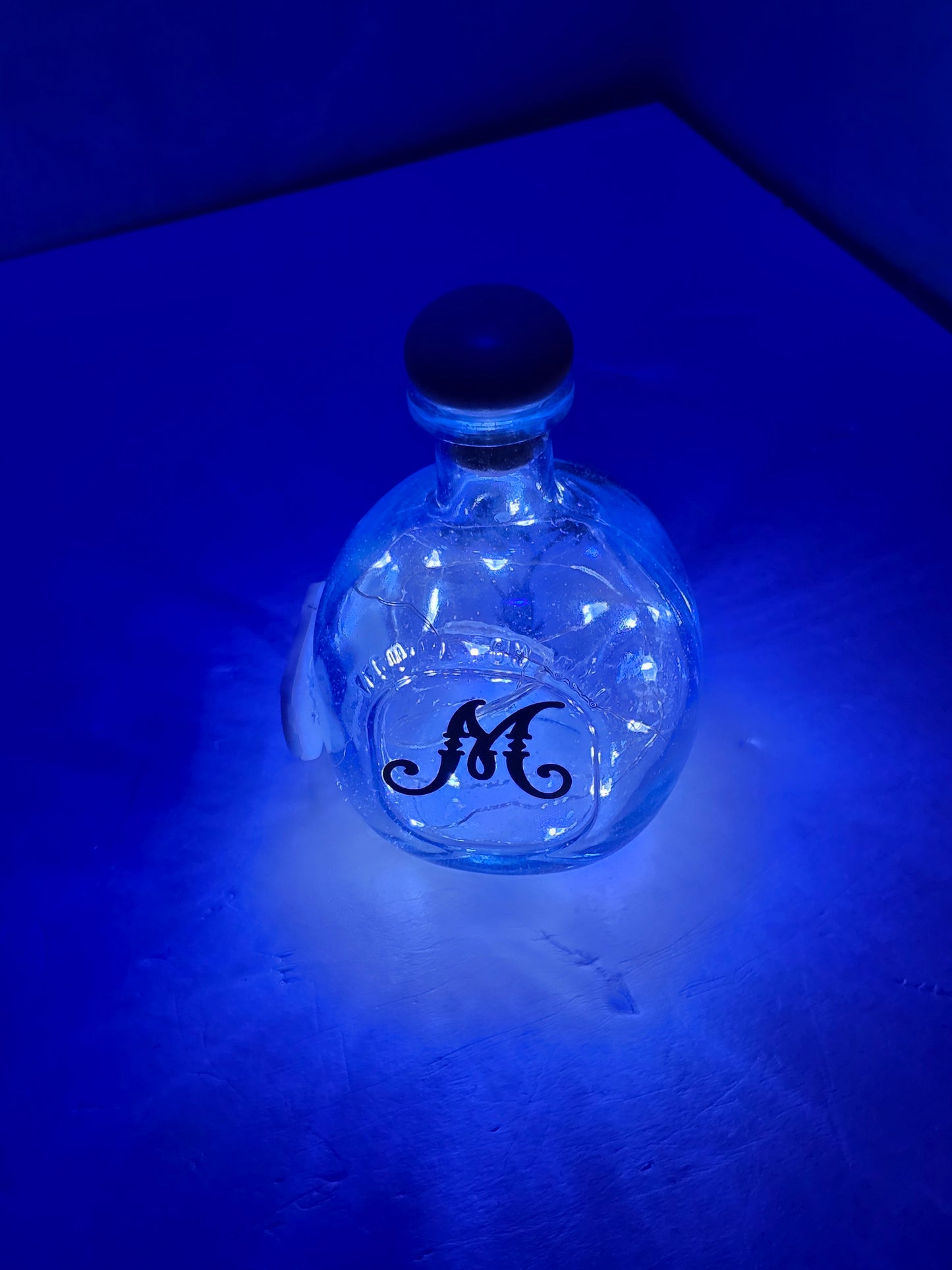 Led Lighted Later Bottle Vibe Mood Glow Serenade Radiance Twilight Enchant Amour