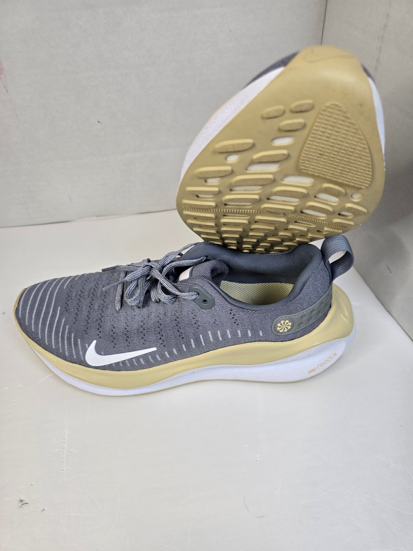Nike ReactX Infinity Run 4 Tb Flyknit Tan Gold Colorway  ReactX Foam Eco Friend
